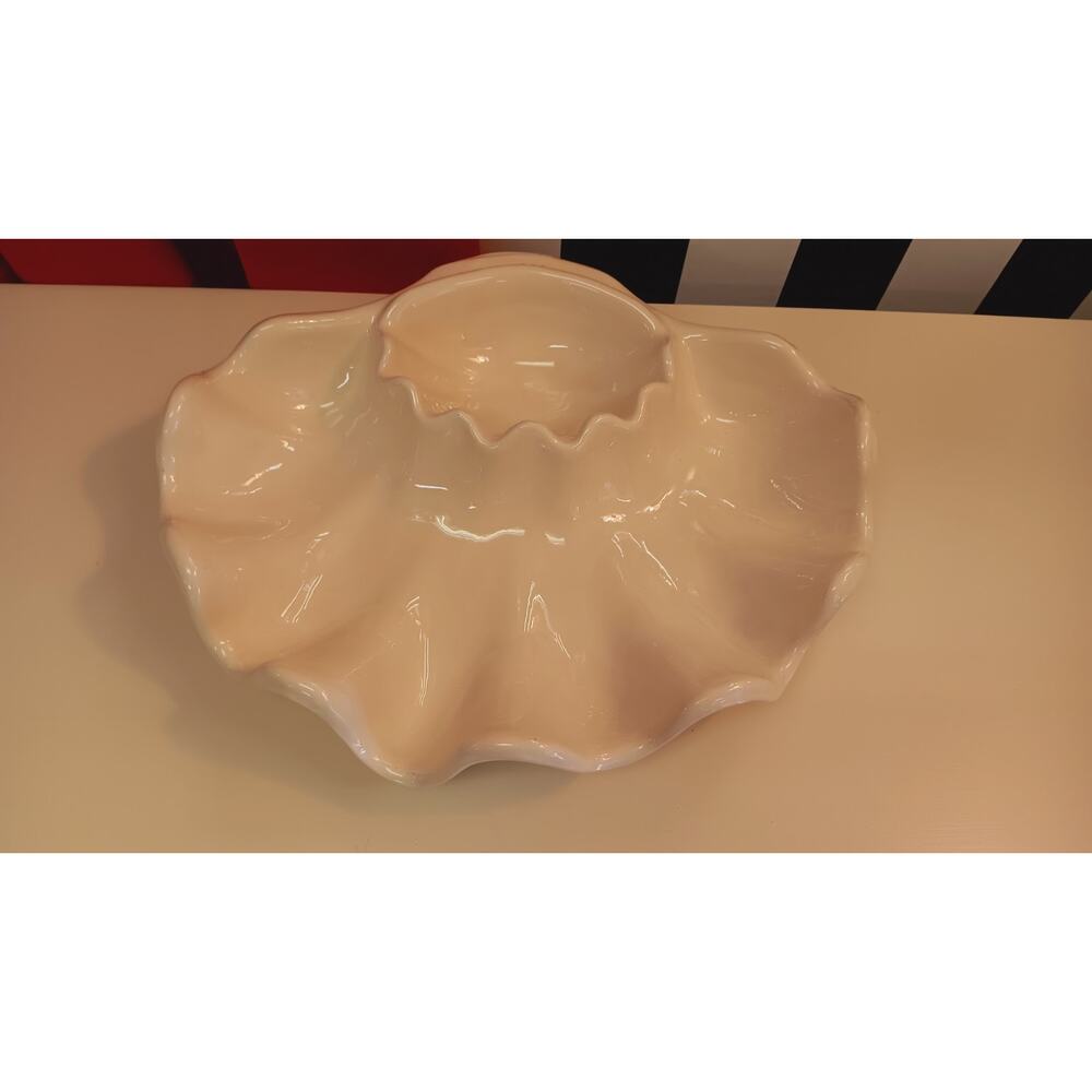 Vintage White Ceramic Sea Shell Catch-all Or Ash Tray Coastal Beach Decor